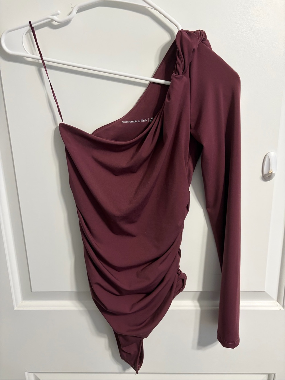 Abercrombie & Fitch Sleeveless Bodysuit in Plum